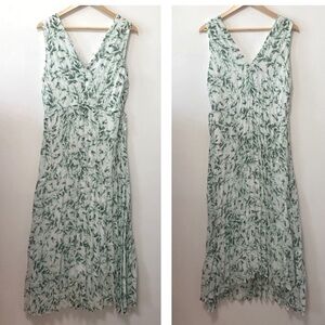 Just Taylor Pleated V Neck Leaves Print Midi Dress